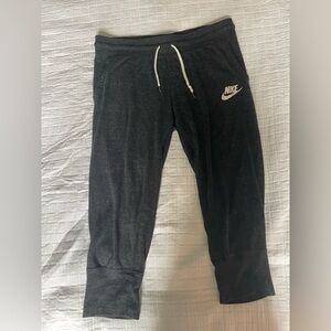 Nike 3/4 Pants